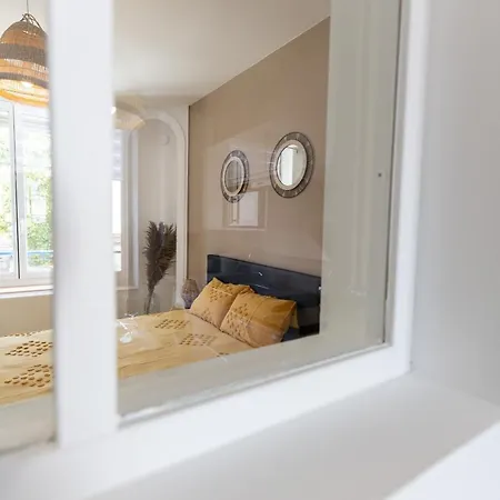 Mla Homes - Cocoon Foller Apartment